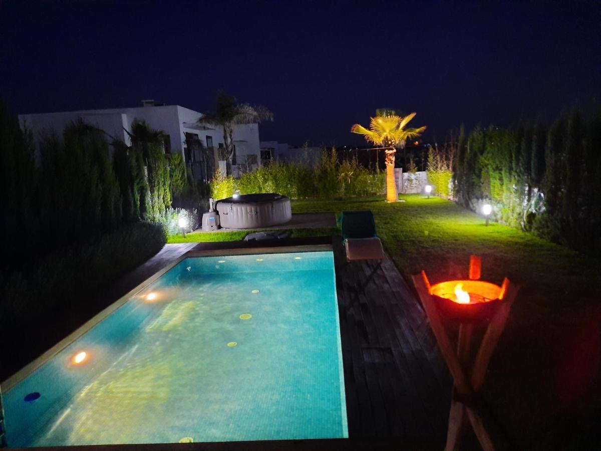 Superbe Villa Avec Piscine Plages Des Nations ラバト エクステリア 写真