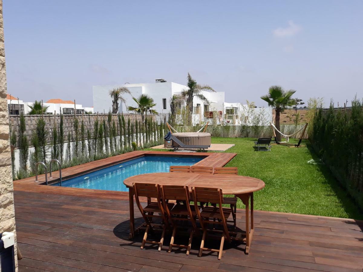 Superbe Villa Avec Piscine Plages Des Nations ラバト エクステリア 写真